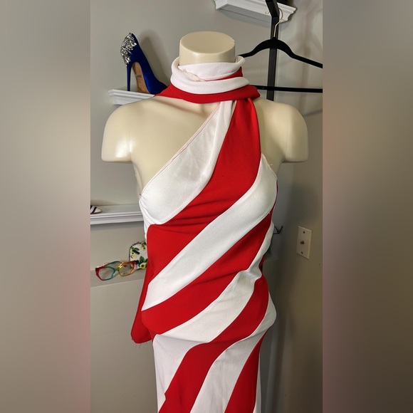 Professional White and Red Long Dress - V Neck - Picture 5 of 10